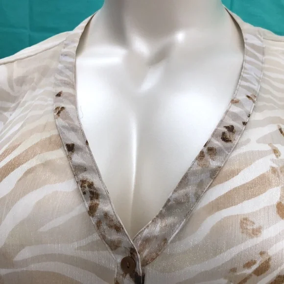 Catherine’s Plus Size Sheer Top - Picture 3 of 11